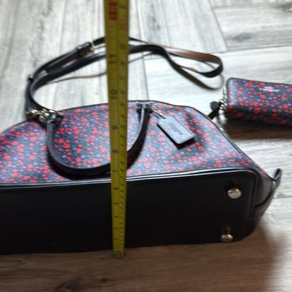 Coach Floral Sierra Ranch Satchel Crossbody & Matching Double Zip Card Case - Picture 13 of 16